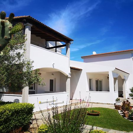 Sardegna - Villa Mirto & Flowers Olbia Exterior photo